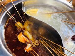 红油鸳鸯锅-成都玉林串串香火锅(三八店)