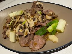 口蘑炒牛肉-三猫黑鱼花(南大店)