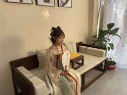 -一揽芳华汉服旗袍体验馆(拙政园店)