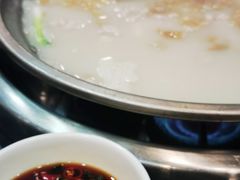 -老来福·非遗酸汤兔(凯旋路店)