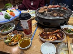 -青瓦餐厅·生鱼片·韩园烤肉(西塔店)