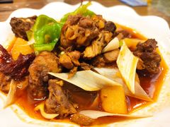 新疆大盘鸡-清真·玛丽亚新疆菜主题餐厅(浙江中路店)