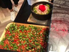 -热火朝天鲜切牛肉火锅(南强街巷店)