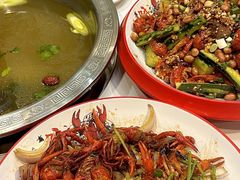 -乡土黄·鲜牛肉火锅·小龙虾(兴业街店)