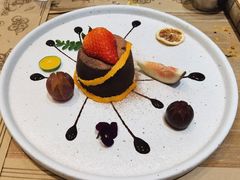 -Mark&Mars Restaurant