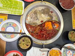 -沸炉重庆老火锅(军事博物馆店)