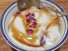 -云阿蛮云南生烫牛肉米线(奉贤路店)