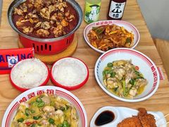 -哈灵面馆(宁波路店)