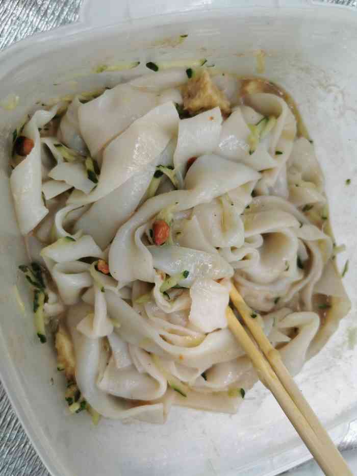 包记凉皮(玉皇店)-"超市送的不及时,直接来玉皇附近的店里买,.