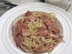 -花苑里咖啡(威远店)
