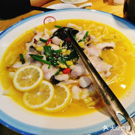 小桌布乡村小炒(城关店)