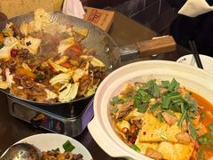 -富正毅三下锅·湘西韵味(天门山索道店)