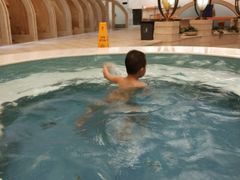 -碧中海汤泉汗蒸酒店