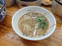 -罗卜李包子羊肉汤