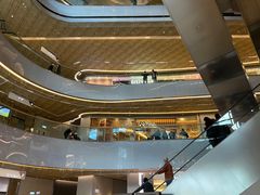 -东荟城名店仓