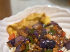 茄子肉丁打卤面-乐三里屯面馆(阿那亚店)