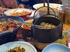 -川流不息·地道川菜·小龙虾(松东路店)