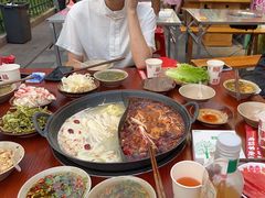 -赵美丽·重庆社区火锅·直营店(火车东站·中豪国际店)