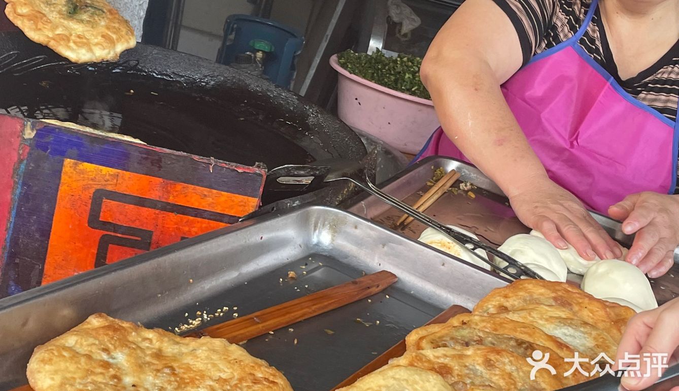 赣州藏在巷子里老字号风味烧饼四元超大个‼️