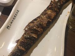 烤秋刀鱼-小俩口烧烤东北菜(双井店)