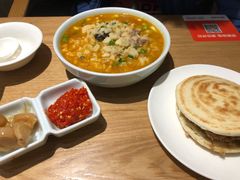 -秦香阁·西北家常菜(徐汇日月光中心店)