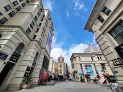 -鲁邦国际风情街(麦世达韩国精品百货店)
