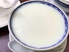 双皮奶-周大娘牛乳(旧寨古村总店)