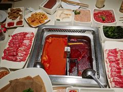 -海底捞火锅鲜切牛肉主题店(长寿路店)