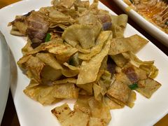 腊肉炒豆丝-莲餐厅·湖北菜·藕汤老手艺(愚园路店)