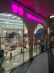 -BULB STUDIO 巴柏明星发型工作室