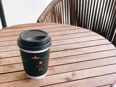 -星巴克(西藏路店)