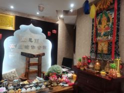 -威思丽高温瑜伽会馆