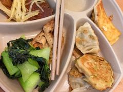 -素满香·全民食养自助(长宁龙之梦店)