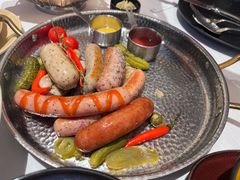 -马克西姆俄罗斯餐厅(通亚街店)