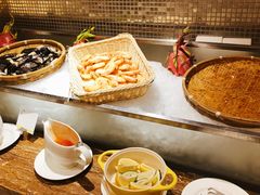 -湖景知味西餐厅•自助餐• 轻食(南京金茂威斯汀大酒店)
