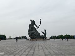 -巴陵广场