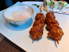 鸡肉丸配温泉蛋-山葵家·创意料理(临平银泰城店)