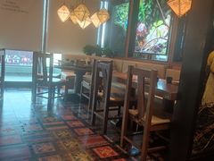 大堂-云海肴·汽锅鸡·云南菜(天山百盛优客店)