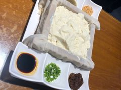 -95号酱骨·一块豆腐(展春园西路店)