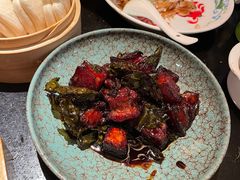 龙井脆皮茶香肉-老头儿油爆虾·知味杭州(爱琴海购物中心)