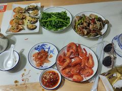 -四川小胡子海鲜(丁村万人海鲜广场店)