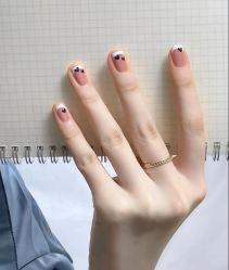 -桃色美甲沙龙