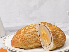 咸蛋黄芋泥包-喜茶(迪士尼小镇DP店)