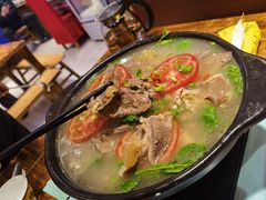 -乡土特色.冷锅鱼.牦牛肉汤锅