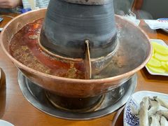 -楼外楼大刀肉传统火锅居(博学路店)