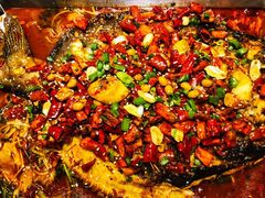 -鸣记脆皮烤鱼·海鲜烤鱼(三八广场店)