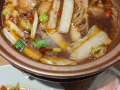 -聚鑫朋酸菜肥肠(文艺路口店)