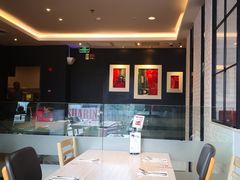 -必胜客(证大大拇指店)