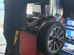 -耐跑(万达广场店)