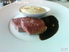 主菜_牛排-翡翠36餐厅(浦东香格里拉店)